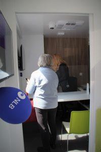 MOBILNA BANKA NA PRVEM OBISKU V BOROVNICI 1